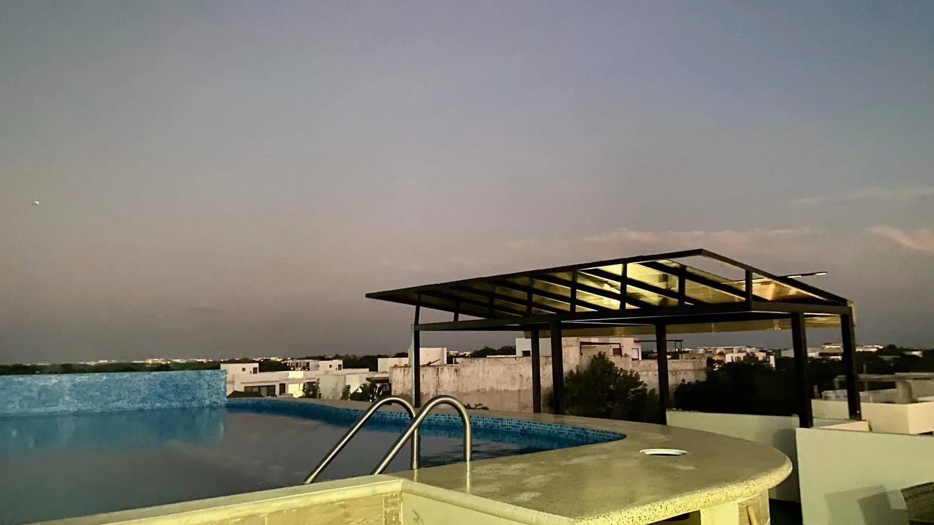 28% Descuento Estudio Tropical Tulum 0*,  México